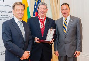 George Weigel receives Lithuanian Diplomacy Star